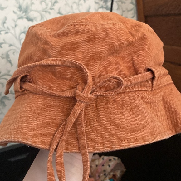 Jacquemus bucket hat - Picture 2 of 4